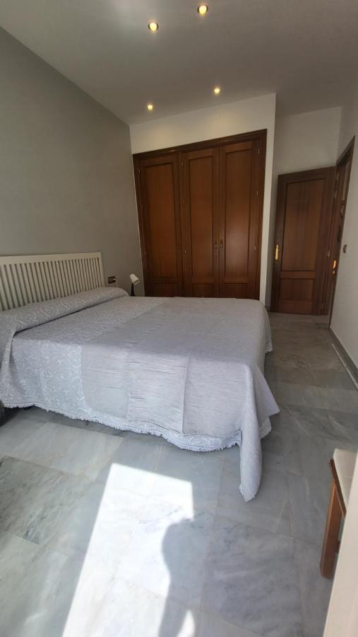 Gigantes 12 Apartment Malaga Luaran gambar